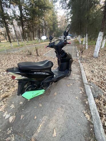 контрактный двигатель в бишкеке: Макси-скутер M8, 150 куб. см, Бензин, Б/у — 3