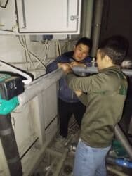 смисители: Электрик, сантехник монтаж и замена больше 5 лет опыта — 2