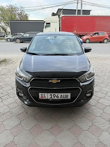 полировичный машинка: Chevrolet Spark: 2016 г., Бензин, Хэтчбэк — 2