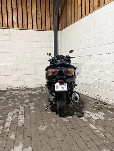 макси мото: Макси-скутер Honda, 250 куб. см, Бензин, Б/у — 4