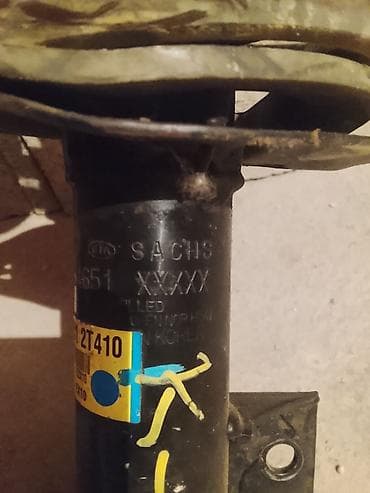 mcv 21: Передний амортизатор Kia Оригинал — 3