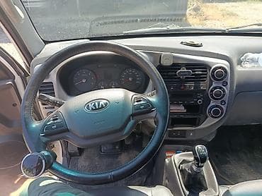 Унаа: Kia BONGO: 2018 г., 2.5 л, Кол менен иштөөчү, Дизель — 6