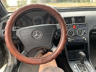 e500 124: Mercedes-Benz C-Class: 2001 г., 2 л, Автомат, Газ, Универсал — 9