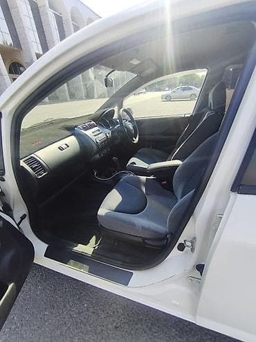 авто мотор: Honda Fit: 2003 г., 1.3 л, Автомат, Бензин, Хэтчбэк — 10