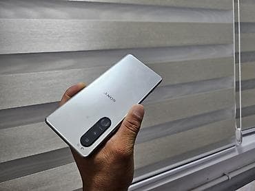 eos m50: Sony Xperia 5, Б/у, 128 ГБ, цвет - Серебристый, 1 SIM, 2 SIM — 4
