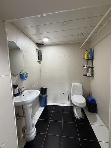 Недвижимость: Аренда офисов, 30 м², В бизнес центре, 1 линия, С отдельным входом, С отдельным сан узлом — 4