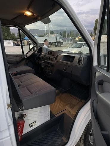 Унаа: Жеңил жүк ташуучу унаа, Mercedes-Benz, Стандарт, 3 т, Жаңы — 2
