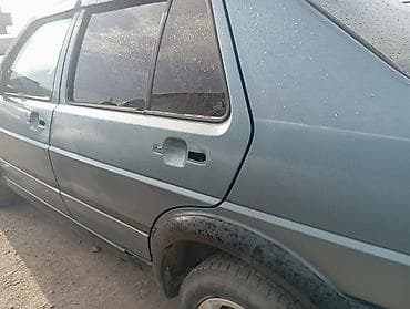 лак авто: Volkswagen Jetta: 1990 г., 1.8 л, Механика, Бензин, Седан — 2