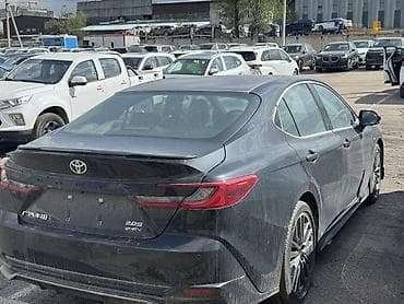 camry hybrid: Toyota Camry: 2026 г., 2 л, Автомат, Гибрид, Седан — 1