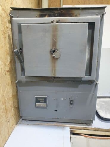 Продаю муфельную печь. Размеры Высота 9см Ширина 17 см Глубина 32