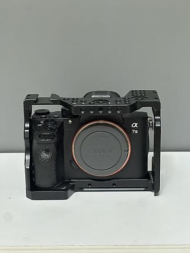 Sony Alpha a7 III (ILCE-7M3) — полнокадровая беззеркальная камера с at lalafo.kg Sony Alpha a7 III (ILCE-7M3) — полнокадровая беззеркальная камера с