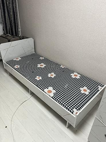 Керебеттер: Бир кишилик керебет, Матрасы бар, узуну - 200 см — 1