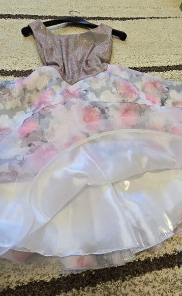 платье для беременных вечернее: Продаю платье на выпускной. Новое.
Размер 42-44.
вечернее платье — 6