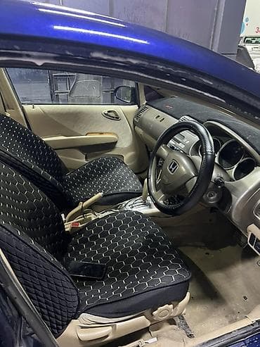 motor fit 2004: Honda Fit Aria: 2003 г., 1.3 л, Вариатор, Бензин, Седан — 6