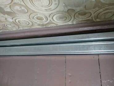 Профиль перегородочный7 см,жёсткийнаправляющий . в наличии 4