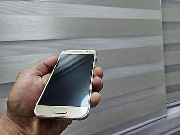 galaxy tab e: Samsung Galaxy A3, Б/у, 16 ГБ, цвет - Золотой, 1 SIM, 2 SIM — 1