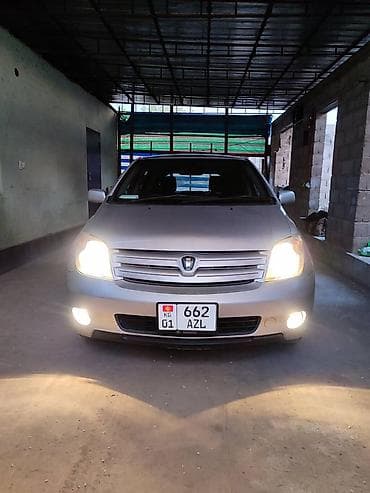 subaru outback 2006: Toyota Ist: 2004 г., 1.3 л, Автомат, Бензин, Хэтчбэк — 2