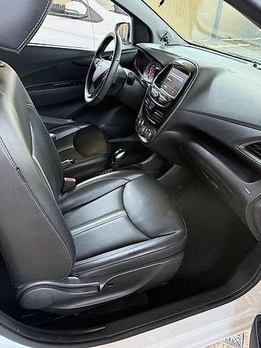 Продажа авто: Chevrolet Spark: 2020 г., 1 л, Автомат, Бензин, Хэтчбэк — 2