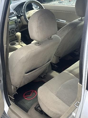 Mazda Demio: 2004 г., 1.3 л, Автомат, Газ, Хэтчбэк — 7