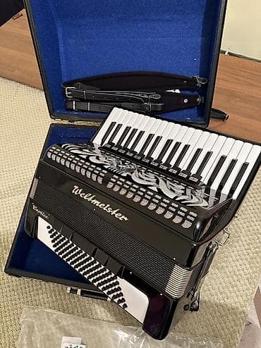 каа: Сатылат Германский Аккордеон Вельтмейстер каприз абалы эн жакшы ундору — 1