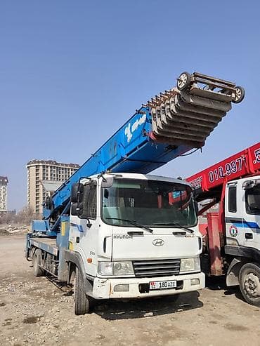 Автолифт (грузопассажирский лестничный подъёмник) на базе Hyundai — 1