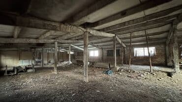 продажа дома в токмаке: Сдаю в аренду производственное помещение или кошару 280 м2., без — 4