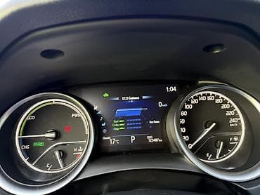 prius prim: Toyota Camry: 2019 г., 2.5 л, Вариатор, Гибрид, Седан — 8