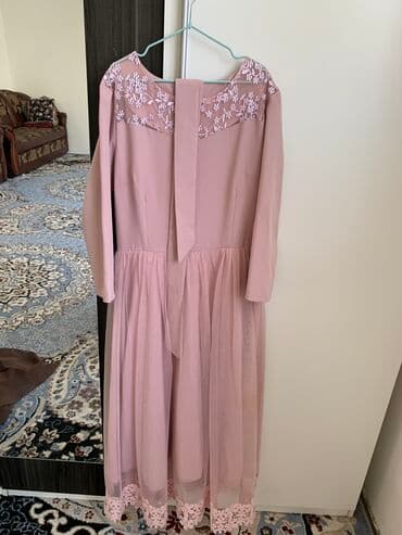 Киреге берилүүчү кийимдер: Продаю б/у вещи сом срочно — 1