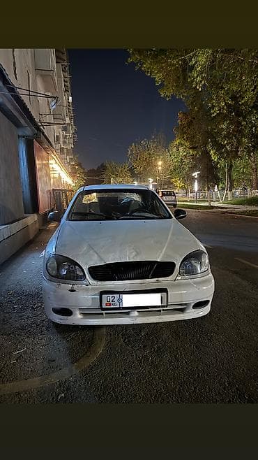 Daewoo Lanos: 1998 г., 1.5 л, Механика, Бензин