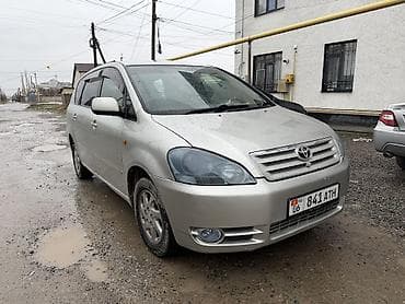 bmv e46: Toyota Ipsum: 2002 г., 2.4 л, Автомат, Газ, Минивэн — 2