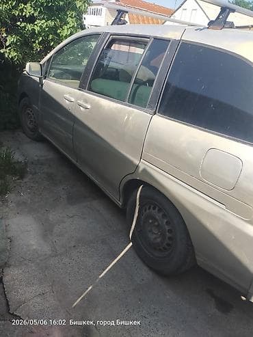 болушу: Nissan Liberty: 2001 г., 2 л, Вариатор, Бензин, Вэн/Минивэн — 4
