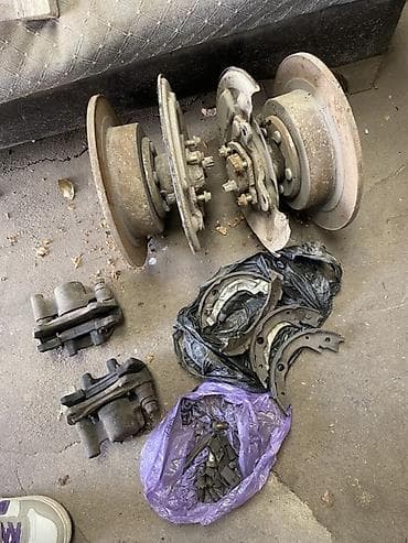 Тойота Виш wish, задние тормозные диски, суппорт, и другое Комплект