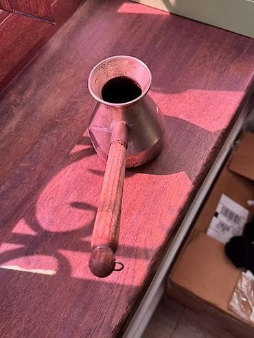 медный кружка: Турка (джезва) из СССР, металлическая, с деревянной ручкой. - — 8