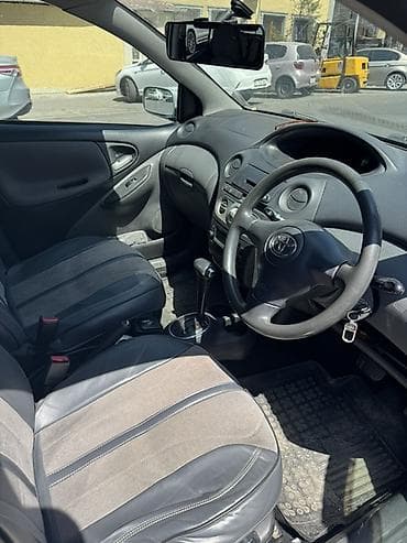 тойота vish: Toyota Vitz: 2003 г., 1.3 л, Автомат, Бензин, Хэтчбэк — 9