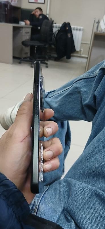 google pixel 2 xl: Смартфон с большим модулем камеры и плоскими гранями. Основные — 3