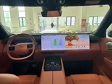 li l9 max: Geely : 2025 г., 1.5 л, Автомат, Гибрид, Кроссовер — 6