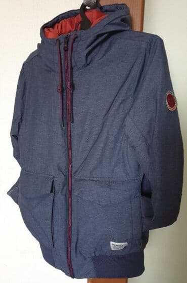 летный куртка: Куртка мужская. 
Размер S 
Состояние отличное — 2