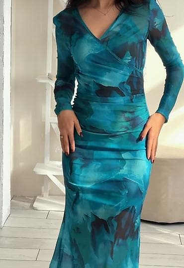 Платье в идеальном состоянии размер м л at lalafo.kg Платье в идеальном состоянии размер м л