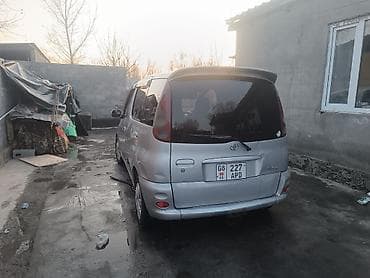 кыргыз кийимдер: Минивэн/компактвэн с трансформируемым салоном и большим багажным — 6