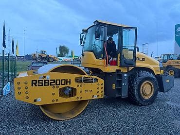 компрессор беркут: Дорожный виброкаток SDLG RS8200H - Тип: грунтовый/универсальный каток — 1