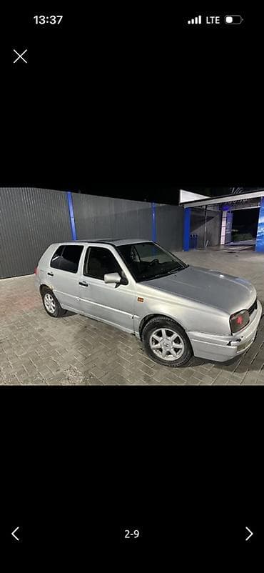авто компании: Volkswagen Golf: 1992 г., Бензин, Хэтчбэк — 2