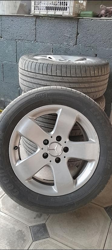 Колеса в сборе 225 / 55 / R 16, Лето, Б/у, Комплект, Легковые, Литые, отверстий - 5 — 1