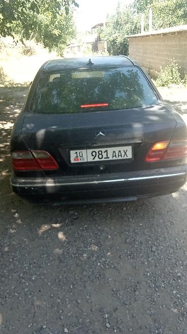 бмб е 34: Mercedes-Benz E-Class: 2003 г., Седан — 1