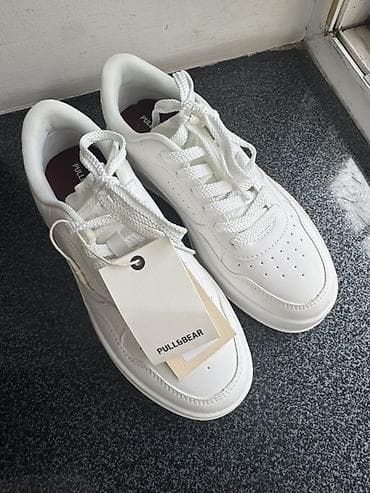 nike react: Кроссовки, 35, PULL&BEAR, Новый, цвет - Белый, Платная доставка, Самовывоз, Бесплатная доставка — 4