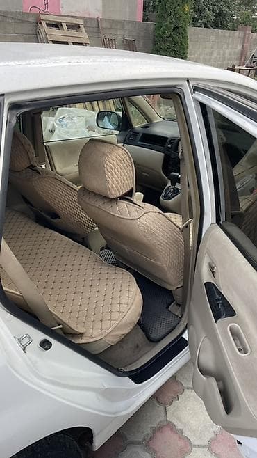 прозада авто: Toyota Corolla Spacio: 2003 г., 1.8 л, Автомат, Минивэн — 5