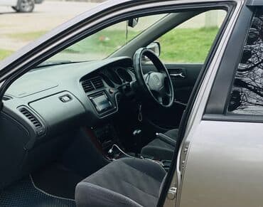 дорого: Honda Torneo: 2000 г., 2 л, Автомат, Бензин, Седан — 9