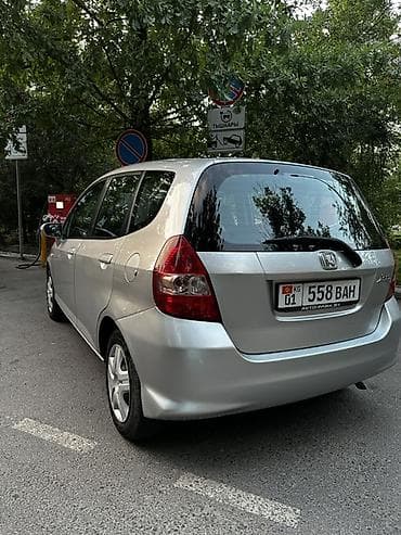 e6 3: Honda Jazz: 2007 г., 1.3 л, Механика, Бензин, Хэтчбэк — 3