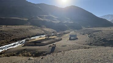 сколько стоит парковочное место: Кочкор району Мантыш айылынан Уй -Сарай участогунан сарай сатылат, 100 — 1