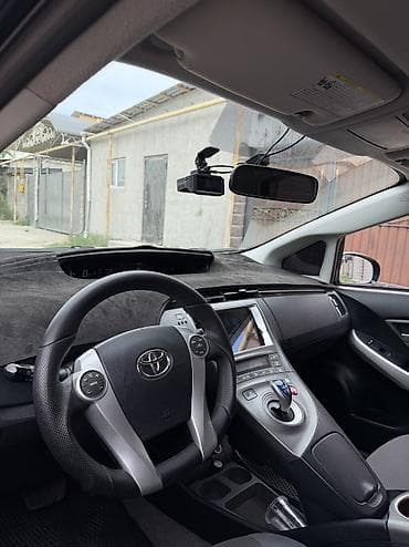 Toyota: Toyota Prius: 2013 г., 1.8 л, Вариатор, Гибрид, Хэтчбэк — 7