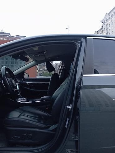 mersedes 210: Hyundai Sonata: 2019 г., Седан — 2